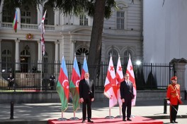церемония официальной встречи Президента Ильхама Алиева в Тбилиси
