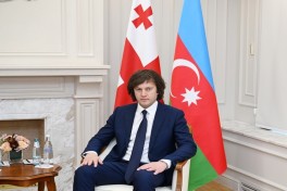 Состоялась встреча один на один Президента Ильхама Алиева с Премьер-министром Грузии Ираклием Кобахидзе