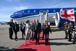 Президент Азербайджана прибыл с государственным визитом в Грузию