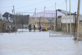 МЧС проводит эвакуационные работы  в селе Ситалчай Хызинского района - ФОТО 