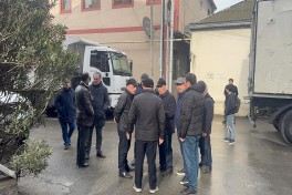 В Хатаинском районе Баку снесен дом, построенный над коллектором, начато восстановление линии
