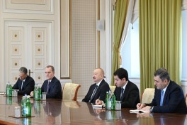Президент Ильхам Алиев принял министров иностранных дел и транспорта Казахстана
