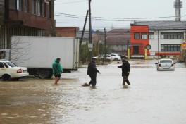 В Дагестане в результате наводнения погибли 6 человек, разрушены тысячи домов -ФОТО 