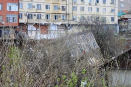 В Дагестане в результате наводнения погибли 6 человек, разрушены тысячи домов -ФОТО 