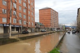 В Дагестане в результате наводнения погибли 6 человек, разрушены тысячи домов -ФОТО 