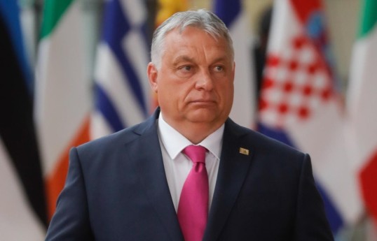 Орбан: ЕС не сможет изолировать Россию