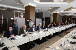 Хикмет Гаджиев  в рамках инициативы «Мост мира» встретился в Габале с представителями Азербайджана и Армении-ФОТО-ВИДЕО 