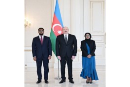 Президент Ильхам Алиев принял новоназначенного посла Сомали-ОБНОВЛЕНО 