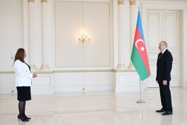 Президент Ильхам Алиев принял новоназначенного посла Колумбии