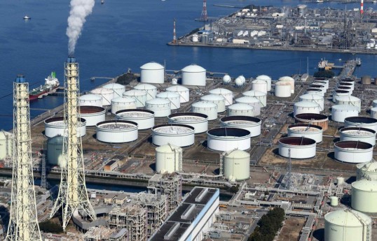 СМИ: Япония выделит $10 млрд членам АСЕАН для помощи в закупках нефти