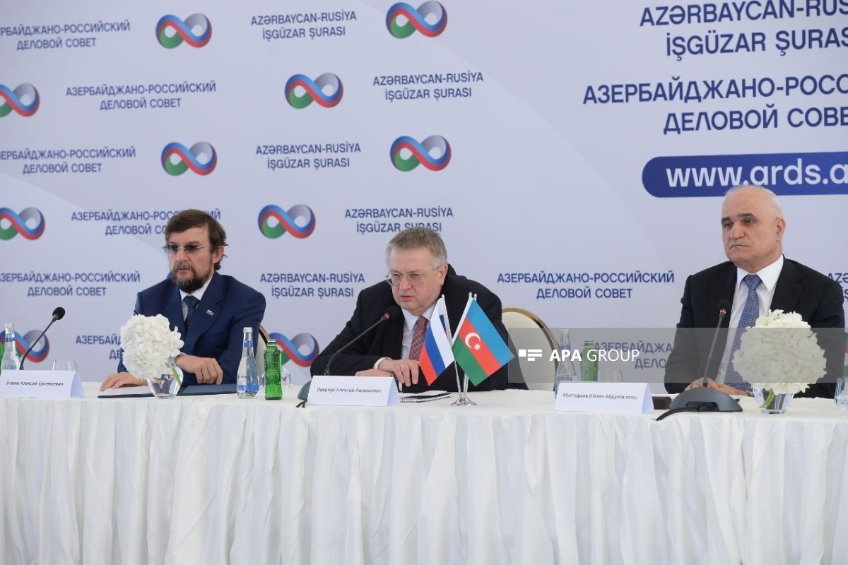 Россия ведёт переговоры с Азербайджаном о расширении сети авиасообщения