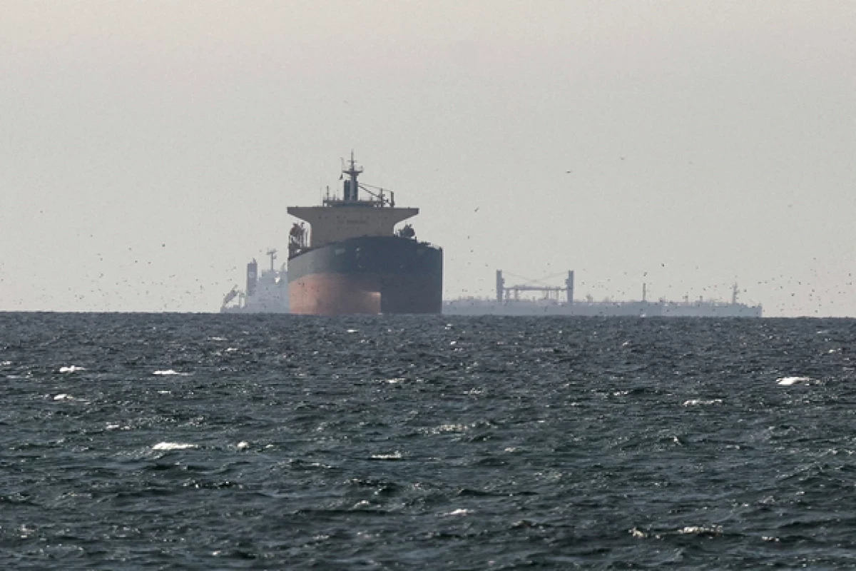 AFP: После начала блокады США иранские танкеры с нефтью покинули залив