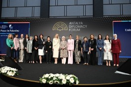 Мехрибан Алиева приняла участие в панели в рамках Анталийского дипломатического форума -ФОТО 
