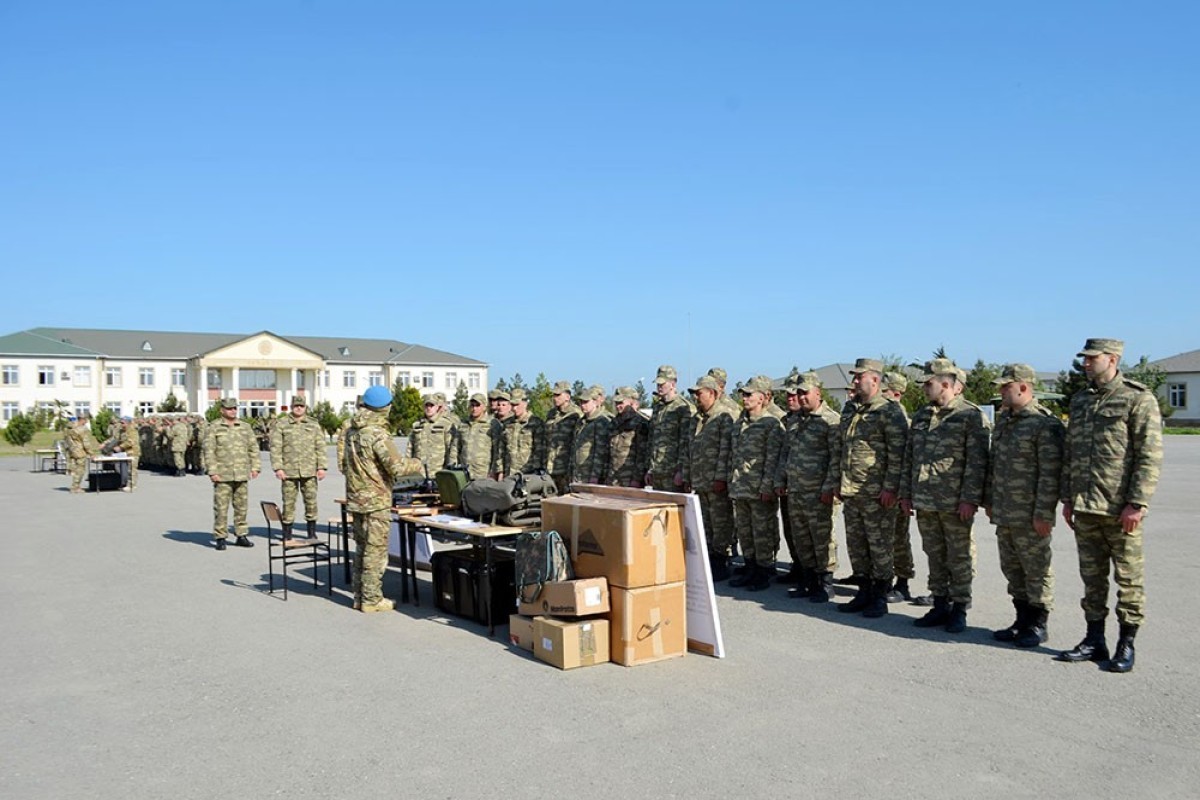 В Азербайджане начались учебные сборы с военнообязанными