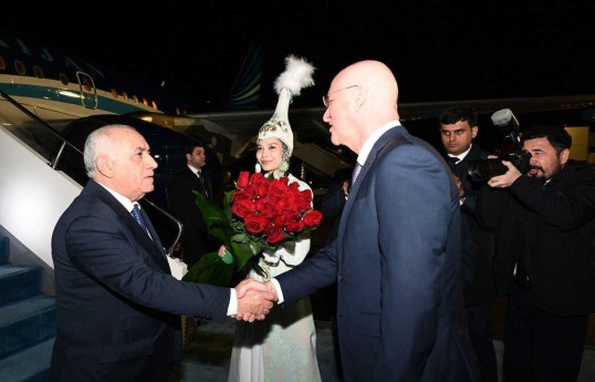 Али Асадов совершил визит в Казахстан