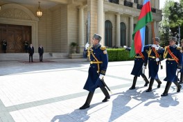 Состоялась церемония официальной встречи Президента Латвии-ФОТО 