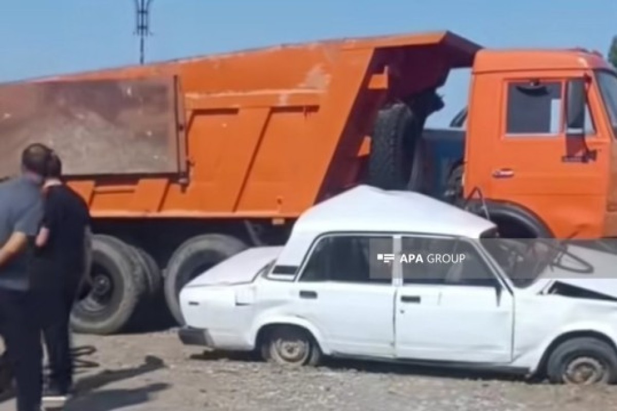 В ДТП в Азербайджане 1 человек погиб,4 получили  травмы