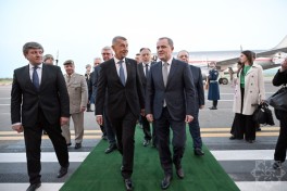 Премьер-министр Чехии Андрей Бабиш прибыл с визитом в Азербайджан