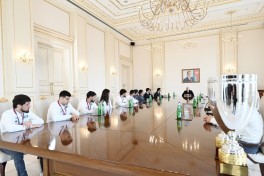 Президент Ильхам Алиев принял борцов, ставших чемпионами Европы в командном зачёте -ОБНОВЛЕНО 