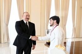 Президент Ильхам Алиев принял борцов, ставших чемпионами Европы в командном зачёте -ОБНОВЛЕНО 