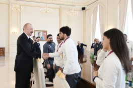 Президент Ильхам Алиев принял борцов, ставших чемпионами Европы в командном зачёте -ОБНОВЛЕНО 
