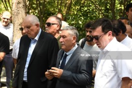 Народный поэт Нариман Гасанзаде похоронен на I Аллее почётного захоронения -ФОТО 
