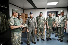 Руководящий состав Минобороны Азербайджана ознакомился с новыми военными объектами, переданными в распоряжение подразделений ПВО - ВИДЕО 