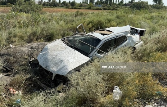В Зардабском районе автомобиль врезался в опору, есть погибший и пострадавшие - ОБНОВЛЕНО 