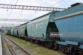 Из России в Армению транзитом через Азербайджан отправлено 14 вагонов с пшеницей -ФОТО 