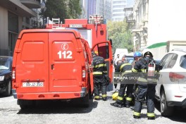 Пожар в ресторане в центре Баку локализован -ОБНОВЛЕНО-4-ФОТО-ВИДЕО 