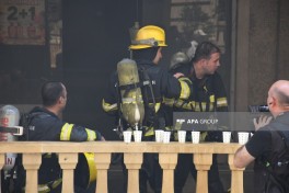 Пожар в ресторане в центре Баку локализован -ОБНОВЛЕНО-4-ФОТО-ВИДЕО 