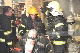 Пожар в ресторане в центре Баку локализован -ОБНОВЛЕНО-4-ФОТО-ВИДЕО 