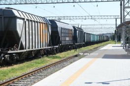 Из России в Армению трианзитом через Азербайджан отправлено 15 вагонов с пшеницей и 10 вагонов с каменным углем— ФОТО 