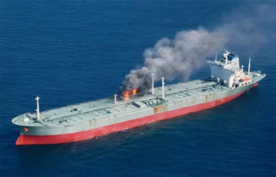 FT: Украина прекратила удары по нефтяным танкерам в Чёрном море после просьбы Вэнса