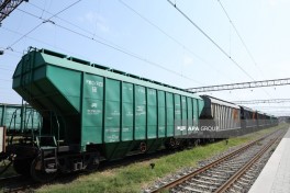 Из России в Армению транзитом через Азербайджан отправлено 8 вагонов с зерном-ФОТО 