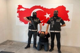 Объявленный в розыск в Турции мужчина задержан в Баку и доставлен в страну
