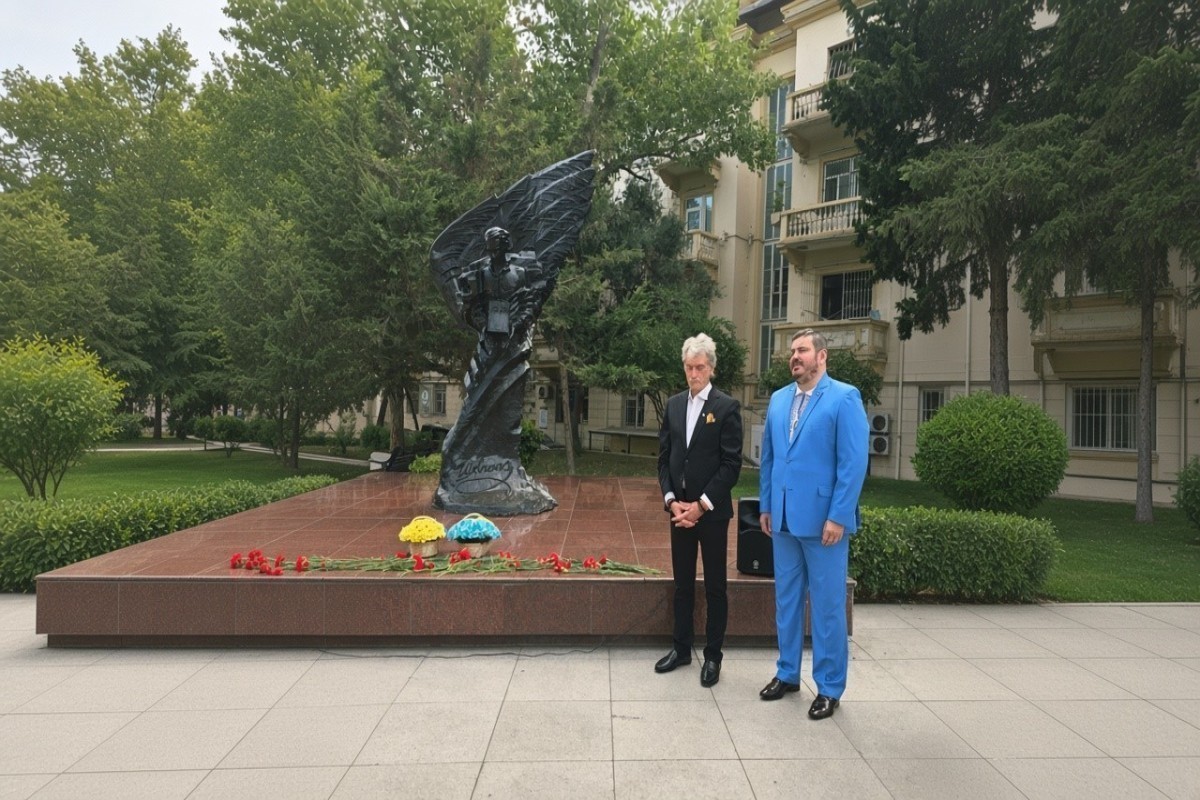 Ющенко: Неприкосновенность границ — основа украинско-азербайджанских отношений