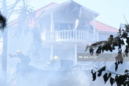 Пожар в неиспользуемом строении в Баку локализован -ВИДЕО-ФОТО-ОБНОВЛЕНО-1 