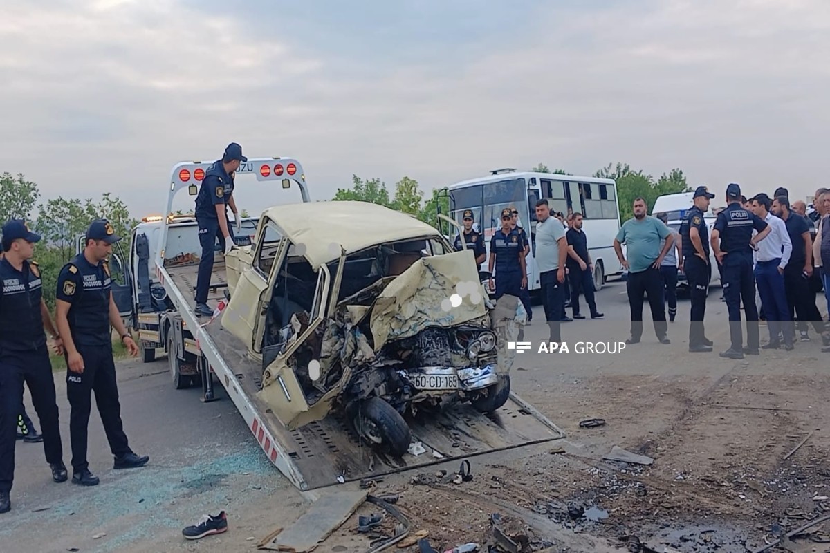 Число погибших в тяжелом ДТП в Шамкире достигло 6 человек