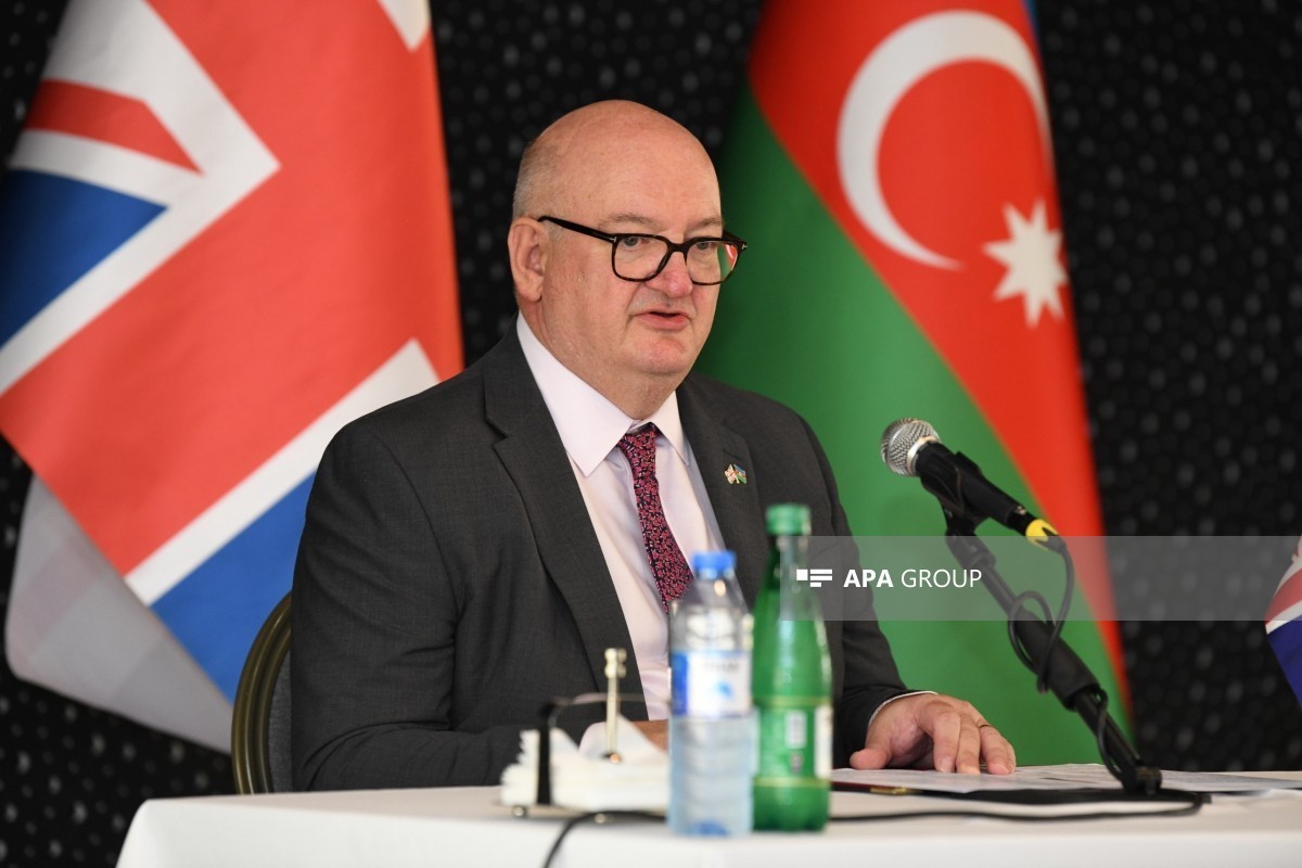 посол Великобритании в Азербайджане Дункан Норман