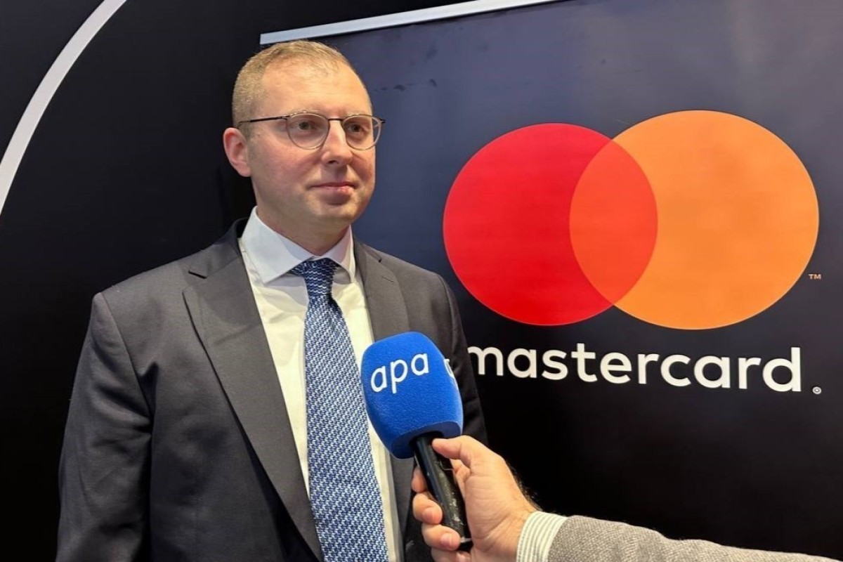 Бывший генеральный менеджер Mastercard по Турции и Азербайджану Авшар Гюрдал