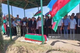 Останки пропавшего без вести шехида Первой Карабахской войны Сердара Исмаилова захоронены в Нефтчале — ФОТО 