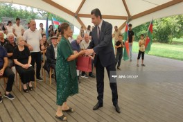 Очередные группы переселенцев прибыли в Ханкенди, Ходжалы и Агдере, жителям вручены ключи от квартир-ОБНОВЛЕНО-ФОТО 