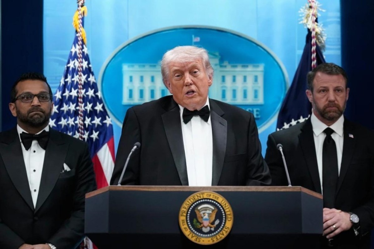 Трамп заявил, что США полностью контролируют Ормузский пролив