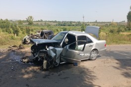 В Газахе столкнулись два легковых автомобиля, погибли три человека -ОБНОВЛЕНО 