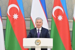В Ташкенте состоялась церемония награждения президентов Азербайджана и Узбекистана