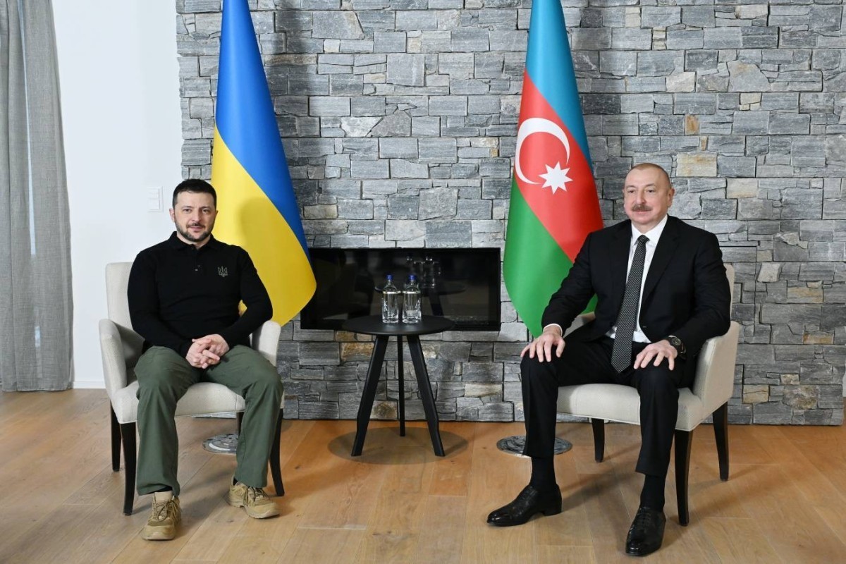 Президент Украины Владимир Зеленский и Президент Азербайджана Ильхам Алиев