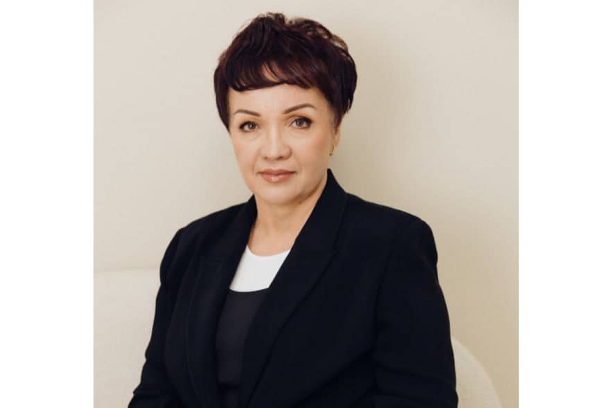 профессор кафедры политологии Ташкентского Университета мировой экономики и дипломатии, доктор исторических наук Ранохон Турсунова