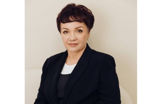 профессор кафедры политологии Ташкентского Университета мировой экономики и дипломатии, доктор исторических наук Ранохон Турсунова