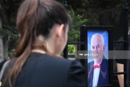 Народный артист Тофиг Бакиханов похоронен на II Аллее почетного захоронения-ОБНОВЛЕНО-2 -ФОТО 